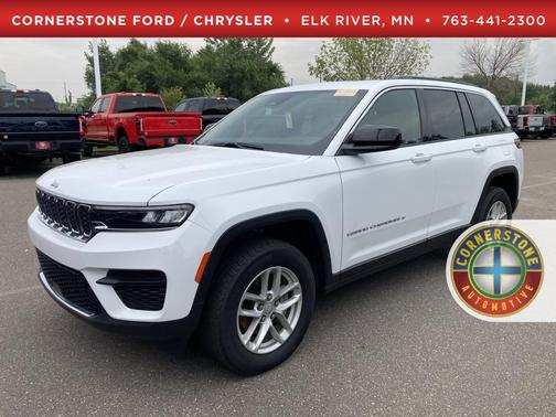 2024 Jeep Grand Cherokee Laredo X