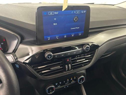 Silver Metallic 2025 Ford Escape Active