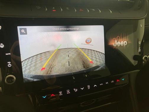 Gray 2026 Jeep Grand Cherokee Laredo