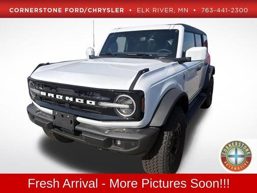 White 2026 Ford Bronco Outer Banks