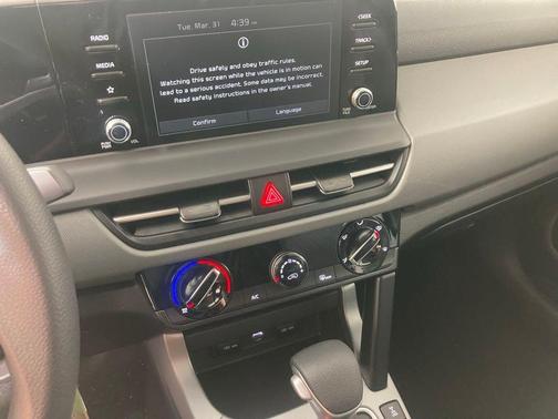 Black 2026 Kia Seltos LX