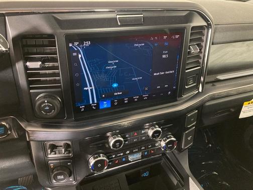 2025 Ford F-350 Lariat Super Duty