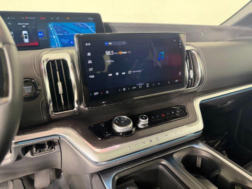 Star White 2026 Ford Expedition Max Platinum