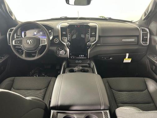 Silver 2026 RAM 1500 Big Horn/Lone Star