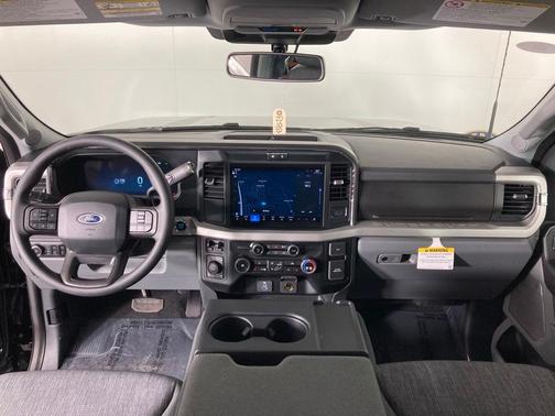 2025 Ford F-350 XLT