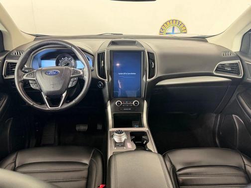 White 2024 Ford Edge SEL