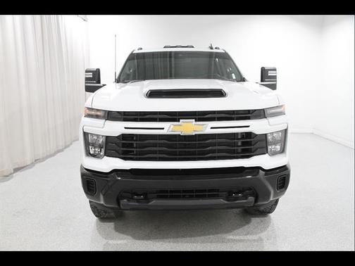 2024 Chevrolet Silverado 2500 Custom