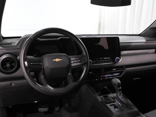 2024 Chevrolet Colorado WT