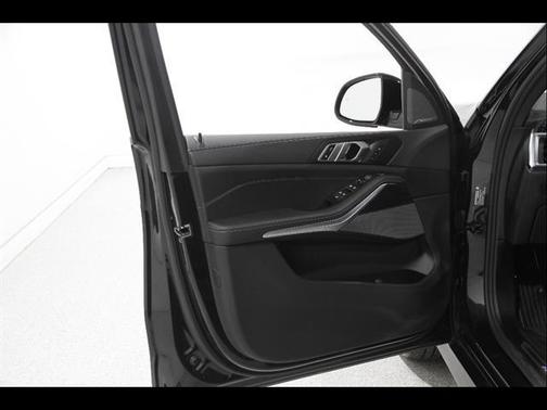 Black Sapphire Metallic 2025 BMW X5 xDrive40i