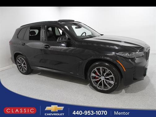 Black Sapphire Metallic 2025 BMW X5 xDrive40i
