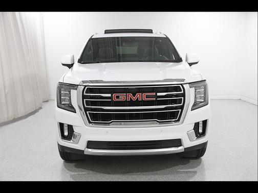 Summit White 2023 GMC Yukon XL SLT