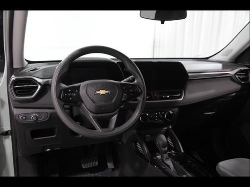 2025 Chevrolet Trailblazer LS