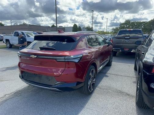 2025 Chevrolet Equinox EV LT 2