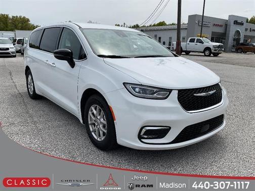 Bright White 2024 Chrysler Pacifica Touring-L