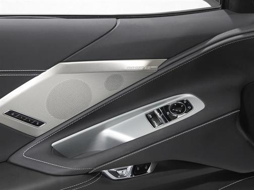 2025 Chevrolet Corvette Stingray w/2LT