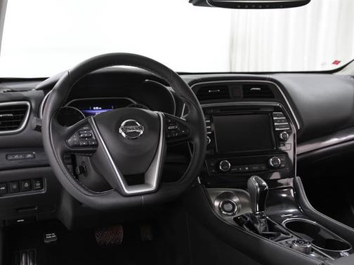 2021 Nissan Maxima Platinum