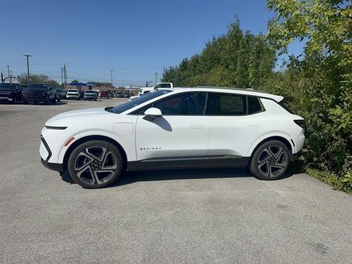 2025 Chevrolet Equinox EV LT 2