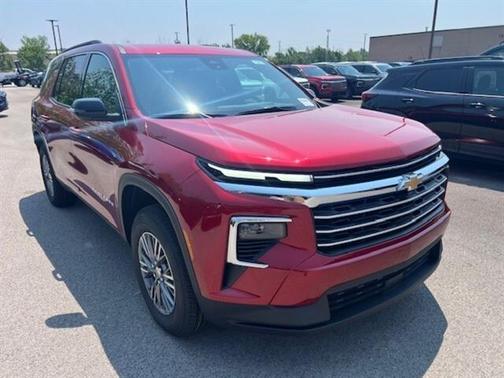 2025 Chevrolet Traverse LT