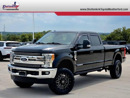 2017 Ford F-350 Lariat