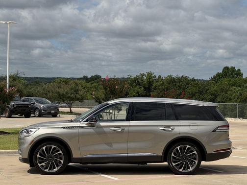 Jewel Sandstone Metallic Premium Colorant 2023 Lincoln Aviator Reserve AWD