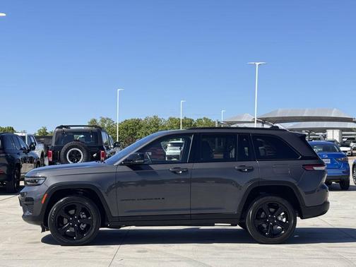 2024 Jeep Grand Cherokee Altitude