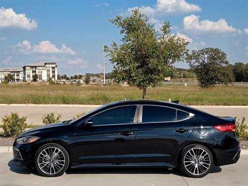 2018 Hyundai ELANTRA Sport