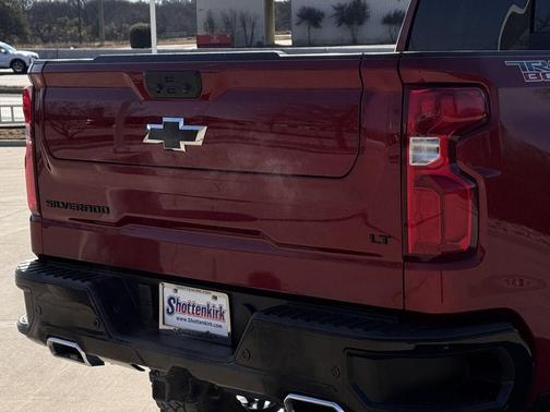 2025 Chevrolet Silverado 1500 LT Trail Boss