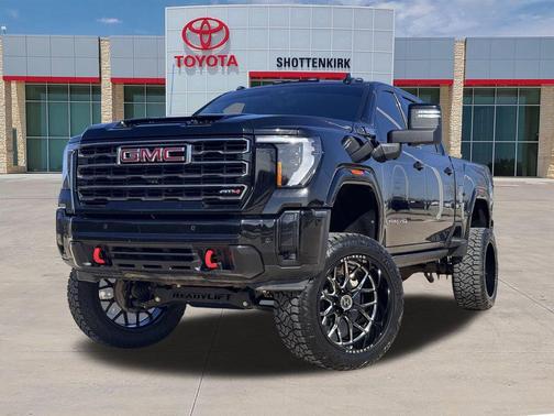 Onyx Black 2025 GMC Sierra 2500 AT4