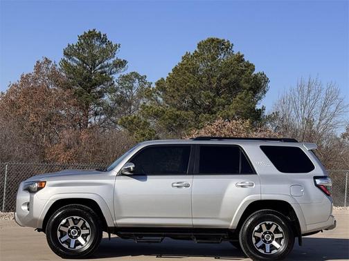2021 Toyota 4Runner TRD Off Road