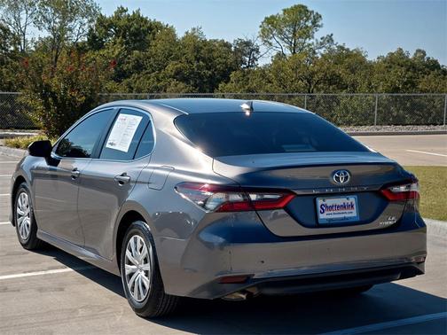 2021 Toyota Camry LE
