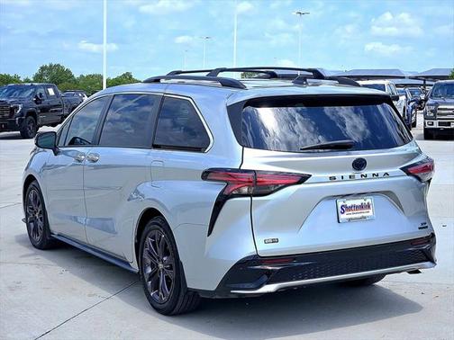 2023 Toyota Sienna XSE 7 Passenger