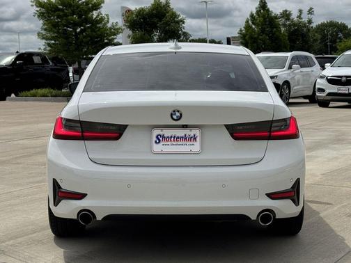 Alpine White 2021 BMW 330 330i