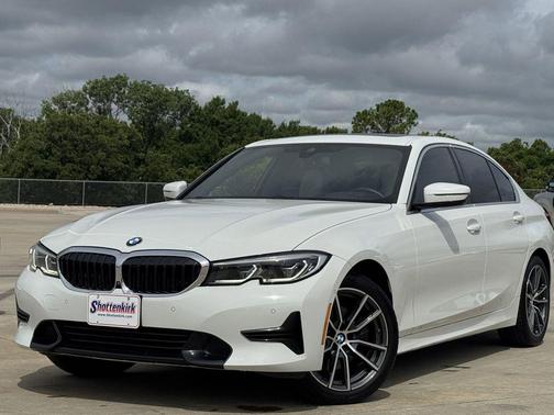 Alpine White 2021 BMW 330 330i