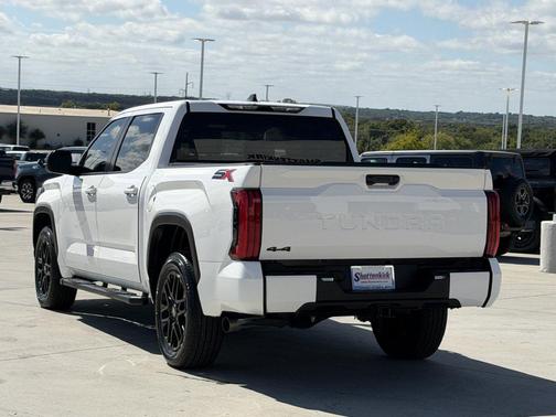 Ice Cap 2026 Toyota Tundra SR5
