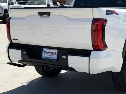 Ice Cap 2026 Toyota Tundra SR5