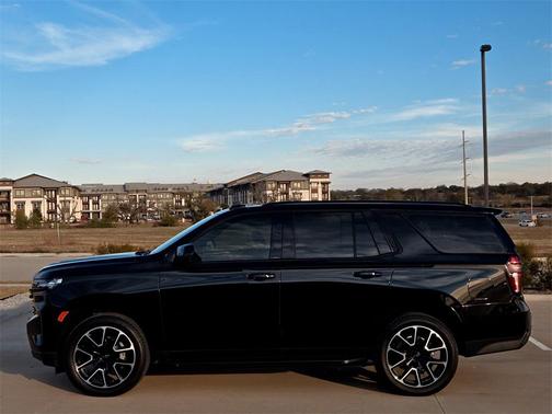 2024 Chevrolet Tahoe 2WD RST