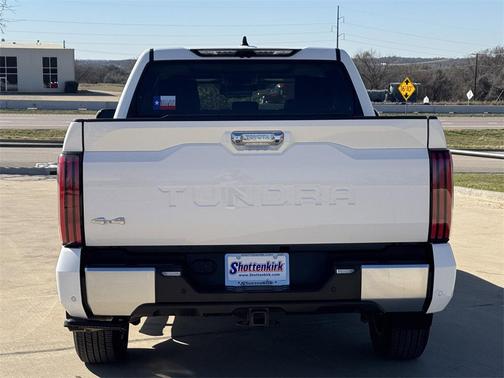 2024 Toyota Tundra Hybrid Limited