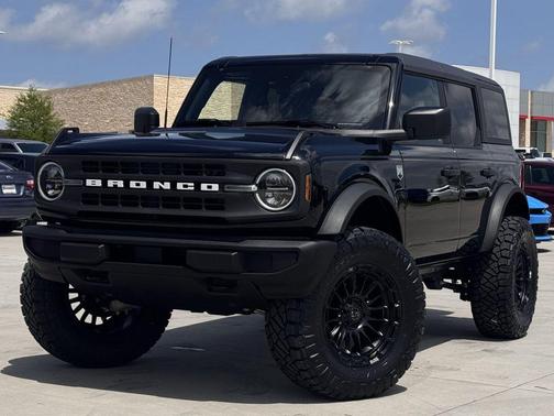 Shadow Black 2025 Ford Bronco Big Bend