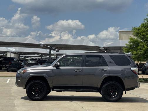 Magnetic Gray Metallic 2022 Toyota 4Runner TRD Off Road Premium