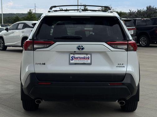 Wind Chill Pearl 2023 Toyota RAV4 Hybrid XLE Premium