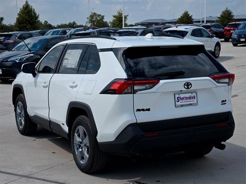 2025 Toyota RAV4 Hybrid XLE