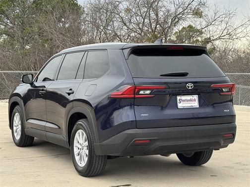 2025 Toyota Grand Highlander XLE