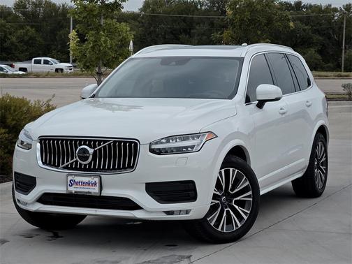 2021 Volvo XC90 T5 Momentum