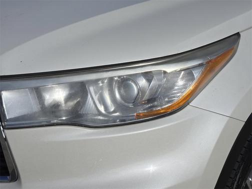 2016 Toyota Highlander LE Plus