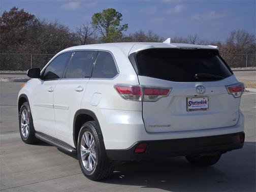 2016 Toyota Highlander LE Plus