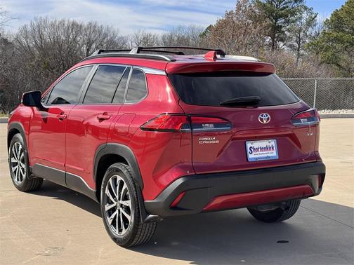 2024 Toyota Corolla Cross XLE