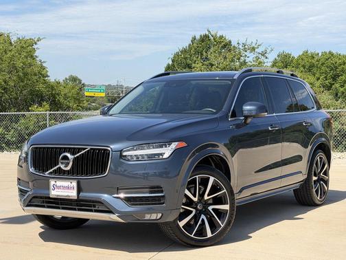 Denim Blue Metallic 2018 Volvo XC90 T6 Momentum