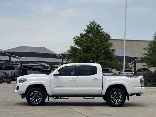 Ice Cap 2023 Toyota Tacoma TRD Sport