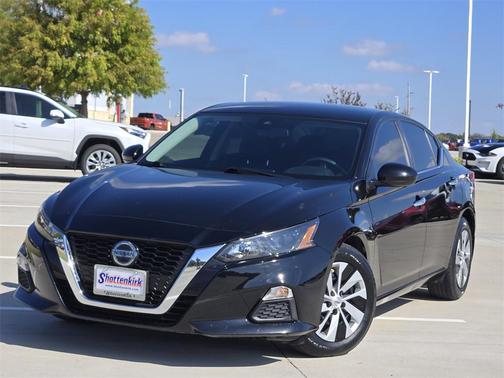 2022 Nissan Altima S FWD
