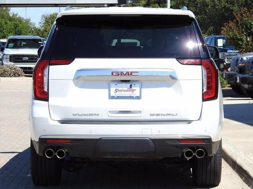 White Frost Tricoat 2021 GMC Yukon Denali